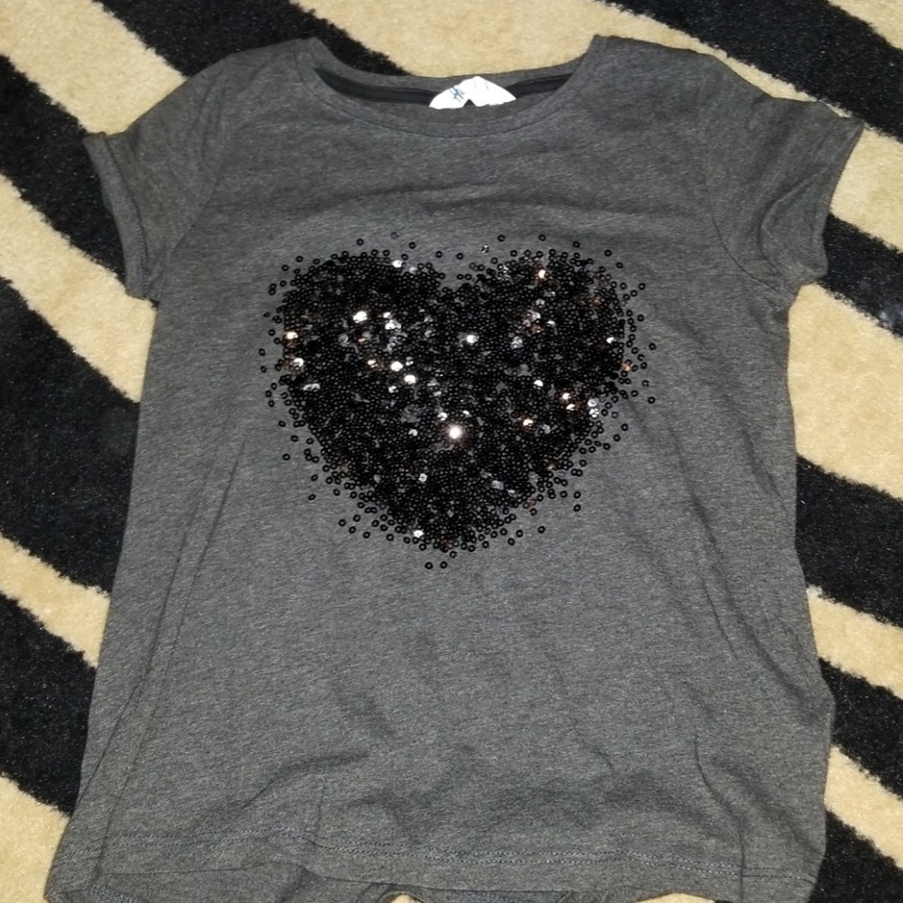 Sequin 🖤❤ T- shirt